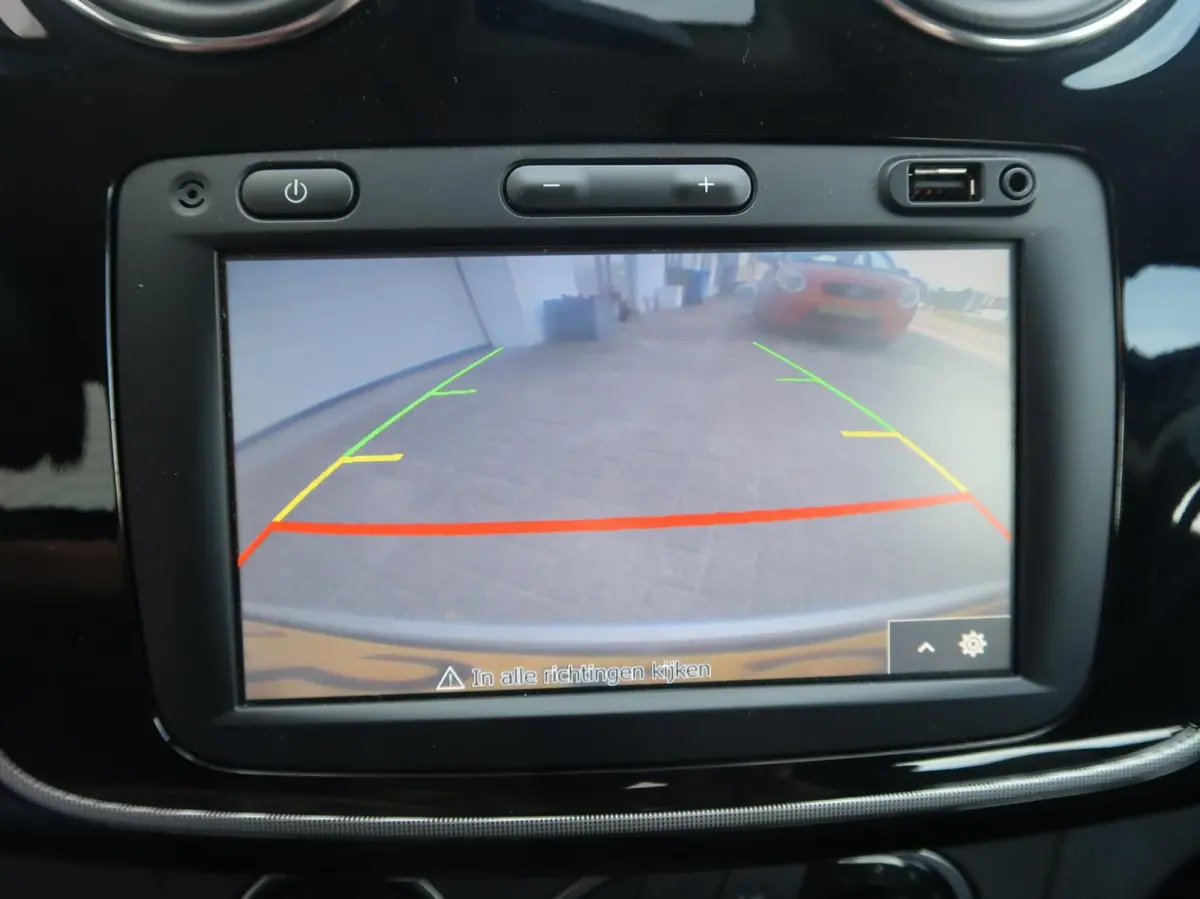 0.9 TCe Tech Road NAVIGATIE|CAMERA|CARPLAY|CRUISECONTROL|CLIMA|BLUETOOTH|AIRCO
