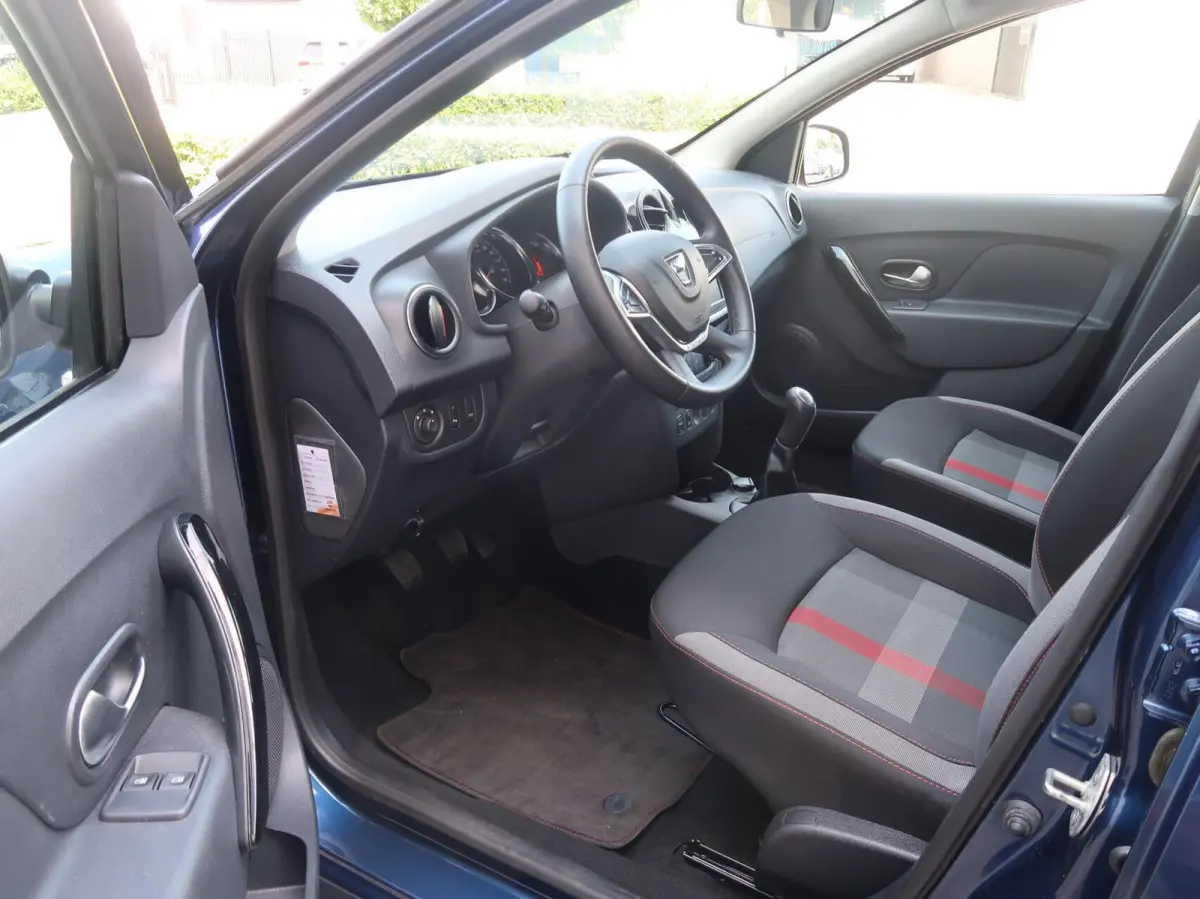 0.9 TCe Tech Road NAVIGATIE|CAMERA|CARPLAY|CRUISECONTROL|CLIMA|BLUETOOTH|AIRCO