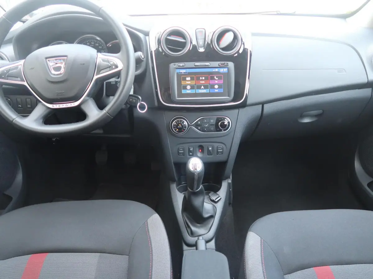 0.9 TCe Tech Road NAVIGATIE|CAMERA|CARPLAY|CRUISECONTROL|CLIMA|BLUETOOTH|AIRCO