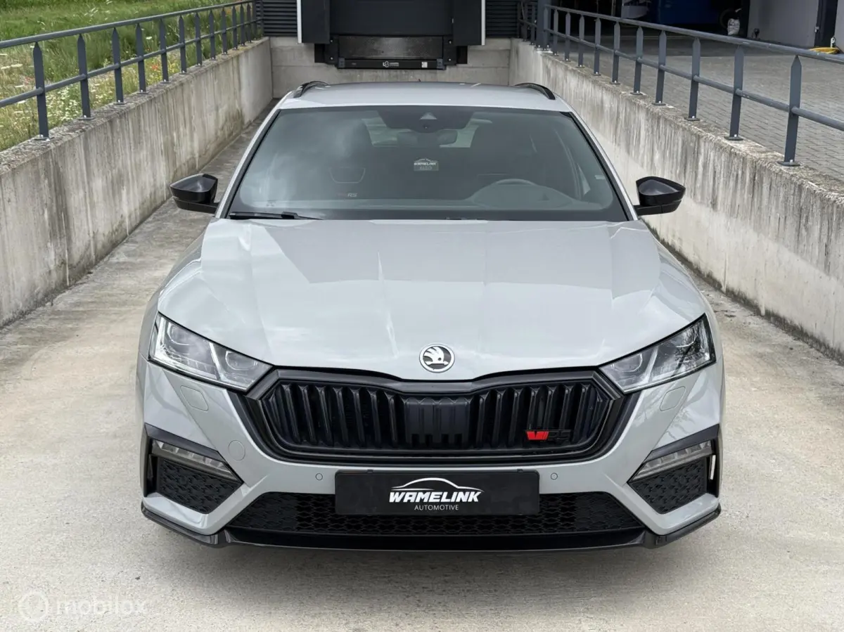 1.4 TSI RS iV PHEV Business