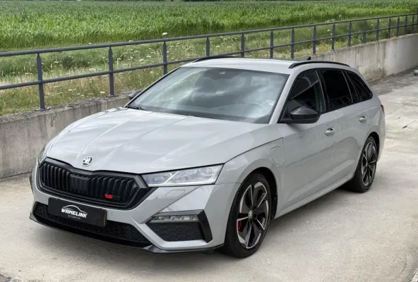 1.4 TSI RS iV PHEV Business