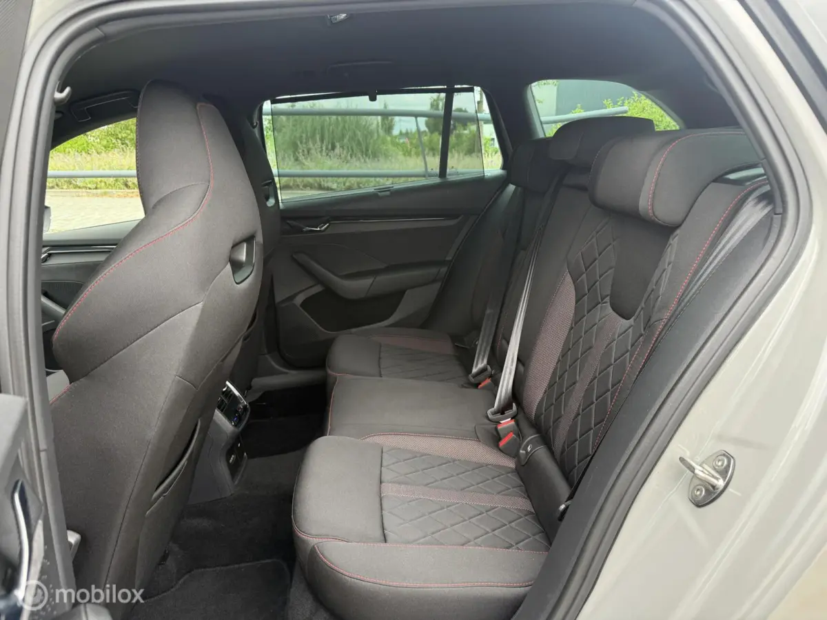 1.4 TSI RS iV PHEV Business