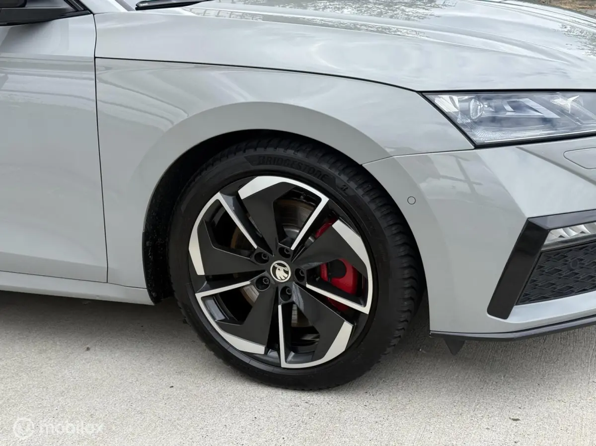 1.4 TSI RS iV PHEV Business