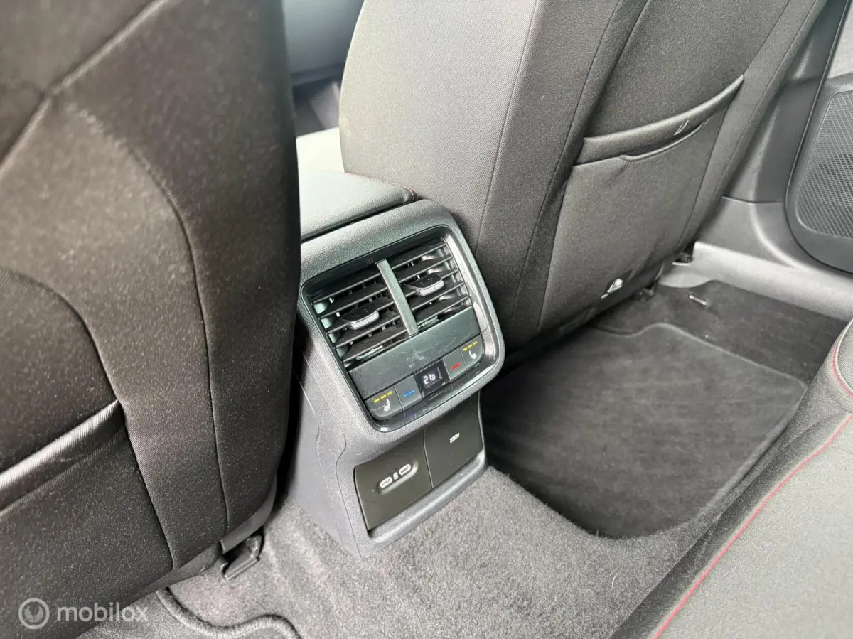 1.4 TSI RS iV PHEV Business