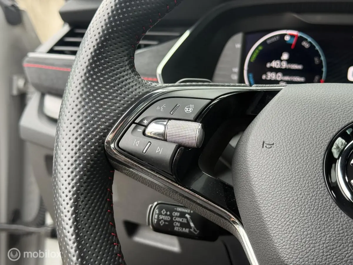 1.4 TSI RS iV PHEV Business