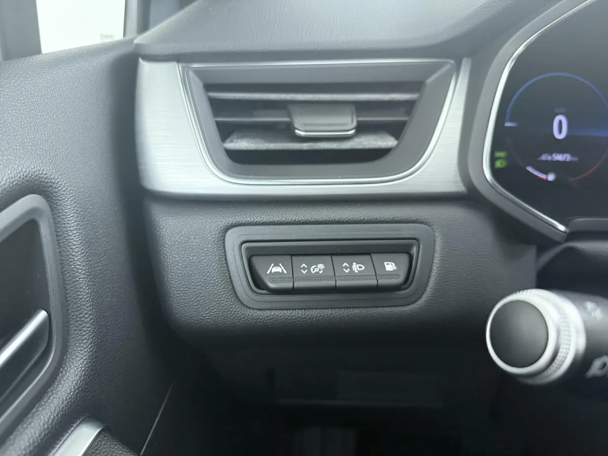 E-Tech Plug-in Hybrid 160 Intens | Parkeercamera | Navigatie |