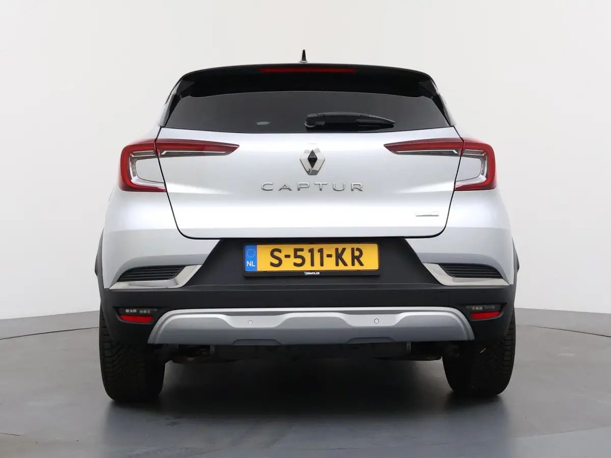 E-Tech Plug-in Hybrid 160 Intens | Parkeercamera | Navigatie |