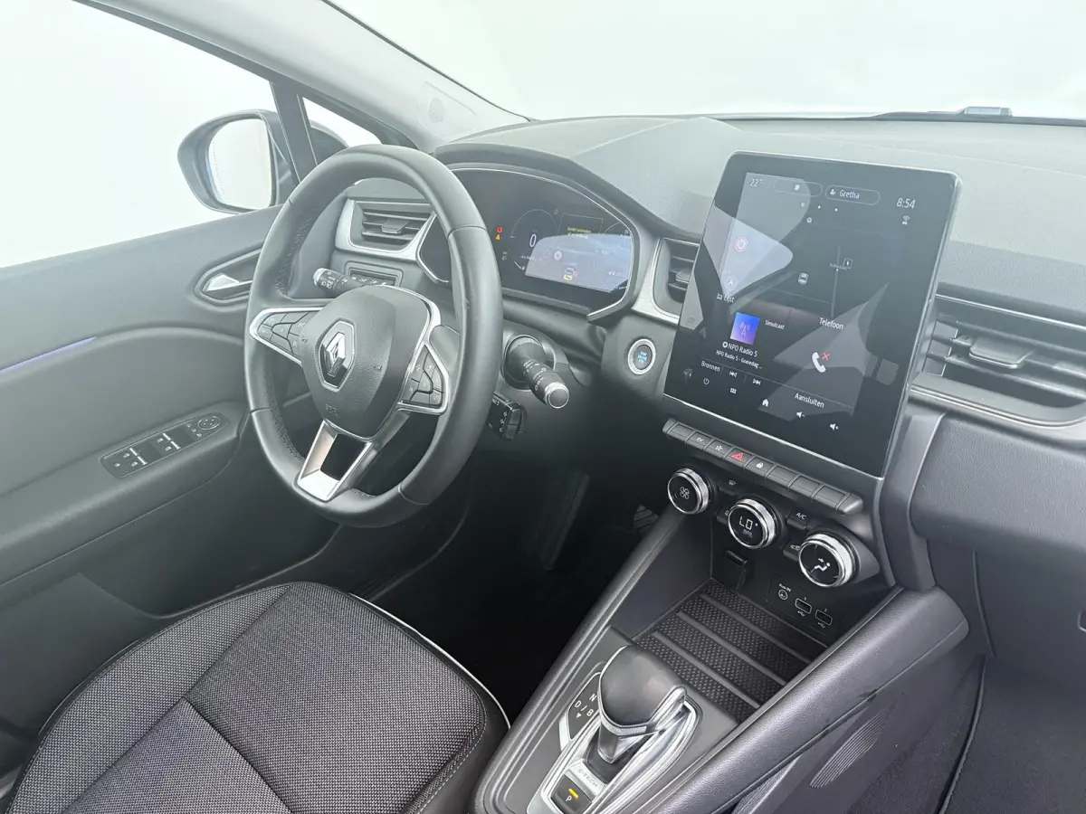 E-Tech Plug-in Hybrid 160 Intens | Parkeercamera | Navigatie |
