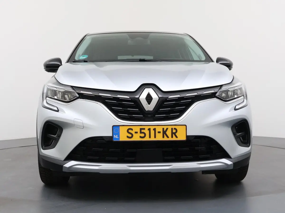 E-Tech Plug-in Hybrid 160 Intens | Parkeercamera | Navigatie |