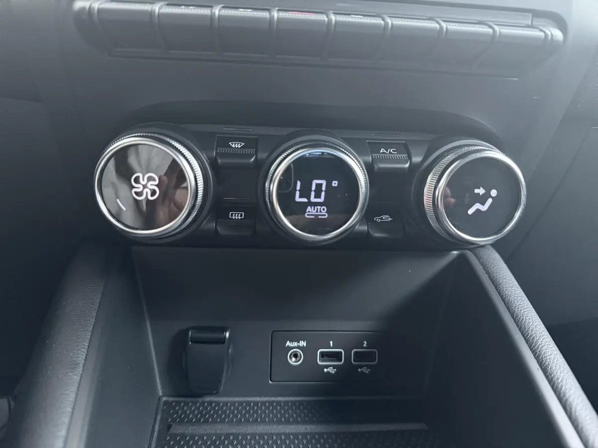 E-Tech Plug-in Hybrid 160 Intens | Parkeercamera | Navigatie |