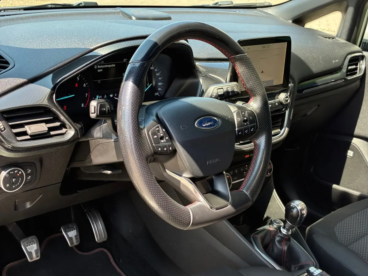 1.0 EcoBoost ST-Line|Panoramadak|Navigatie|CruiseControl|Climatronic|
