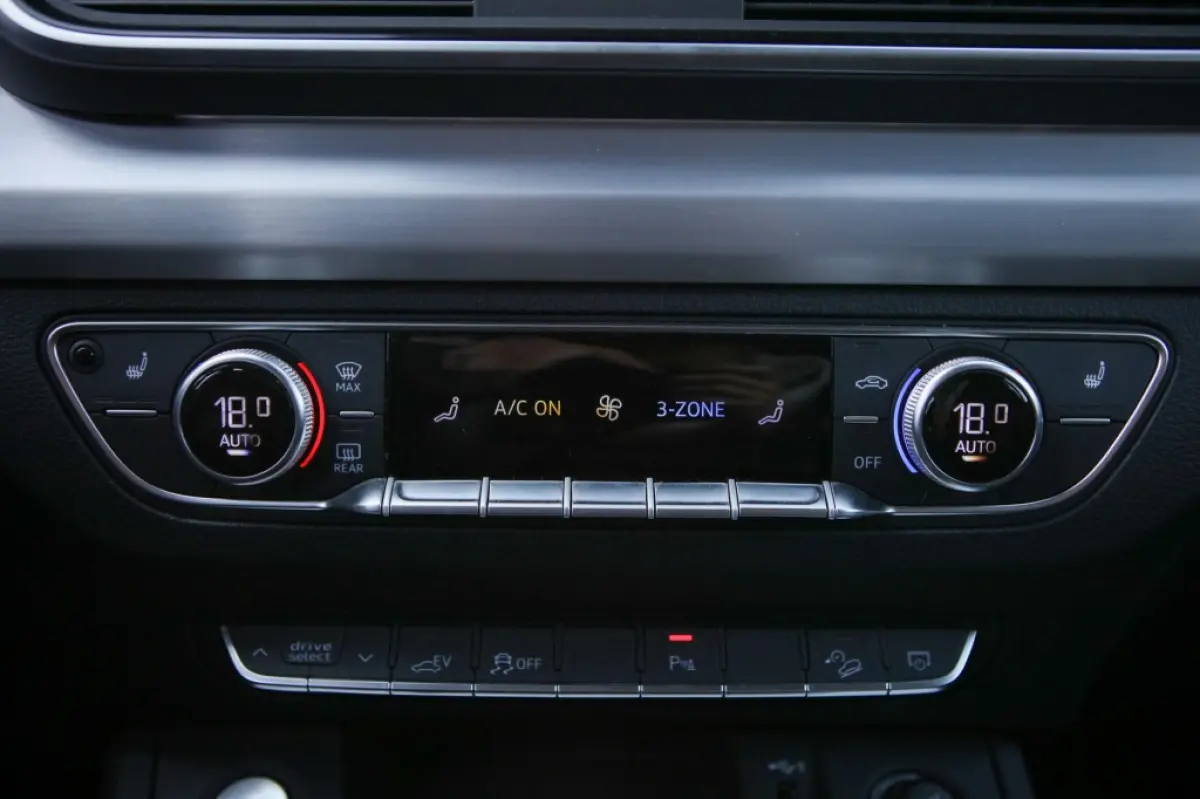 50 TFSI e quattro S line