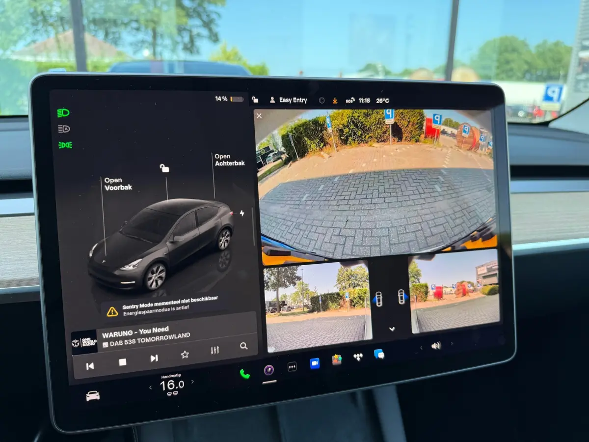Long Range AWD 75 kWh - Automaat - Panoramadak - Navi - Parkeerhulp