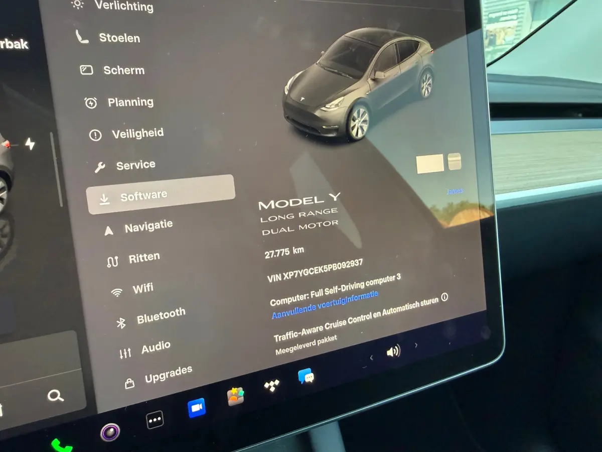 Long Range AWD 75 kWh - Automaat - Panoramadak - Navi - Parkeerhulp