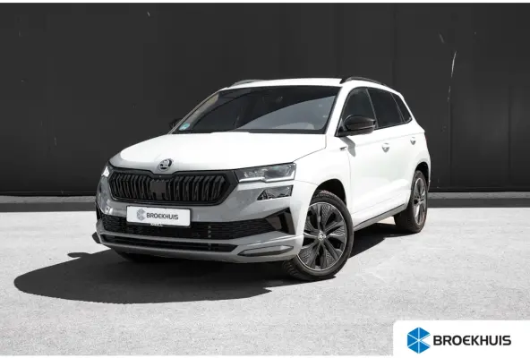 1.5 TSI 7-DSG 150pk Sportline | Navi by App | Keyless | 18" | Stuur & Stoelverwarming | Parkeerhulp Achter