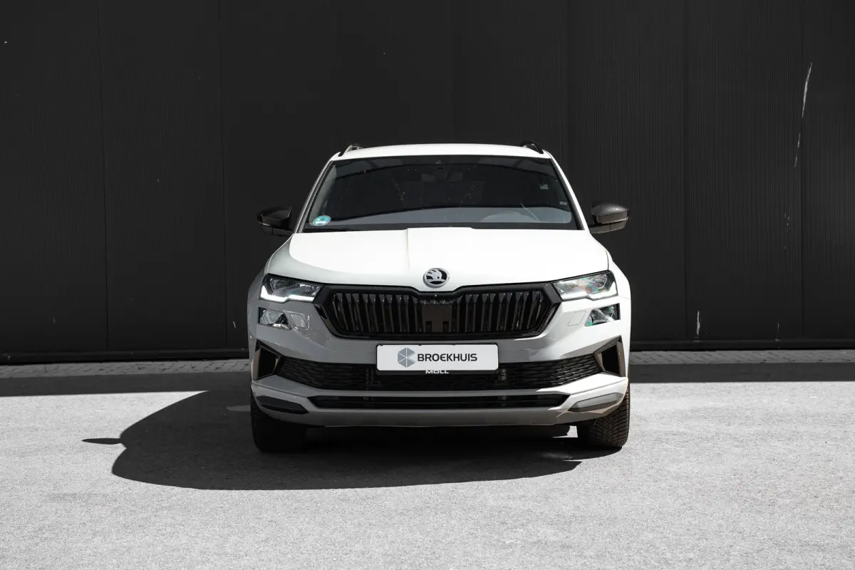 1.5 TSI 7-DSG 150pk Sportline | Navi by App | Keyless | 18" | Stuur & Stoelverwarming | Parkeerhulp Achter
