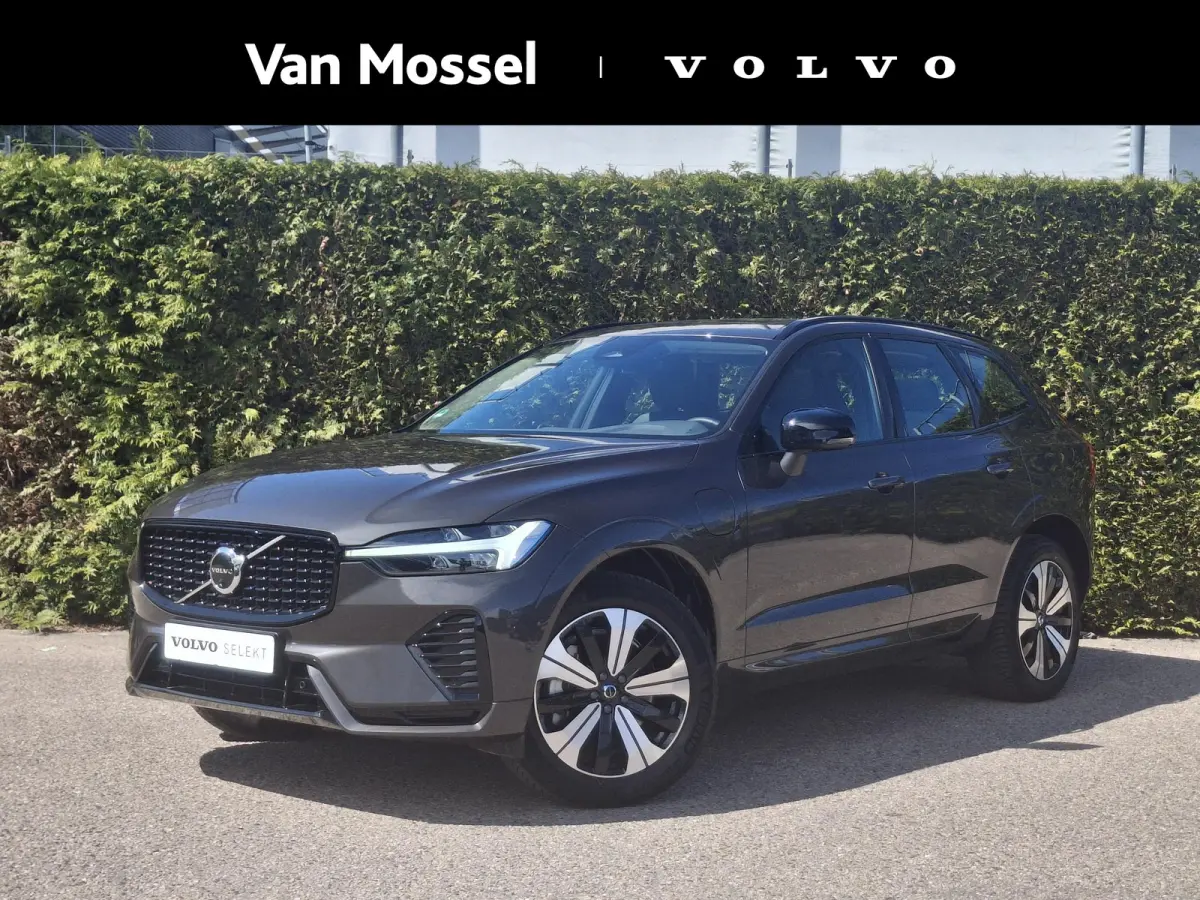 T6 Plug-in hybrid AWD Plus Dark | Panoramadak | 360 camera | Trekhaak | Stoel/Stuur Verwarming |