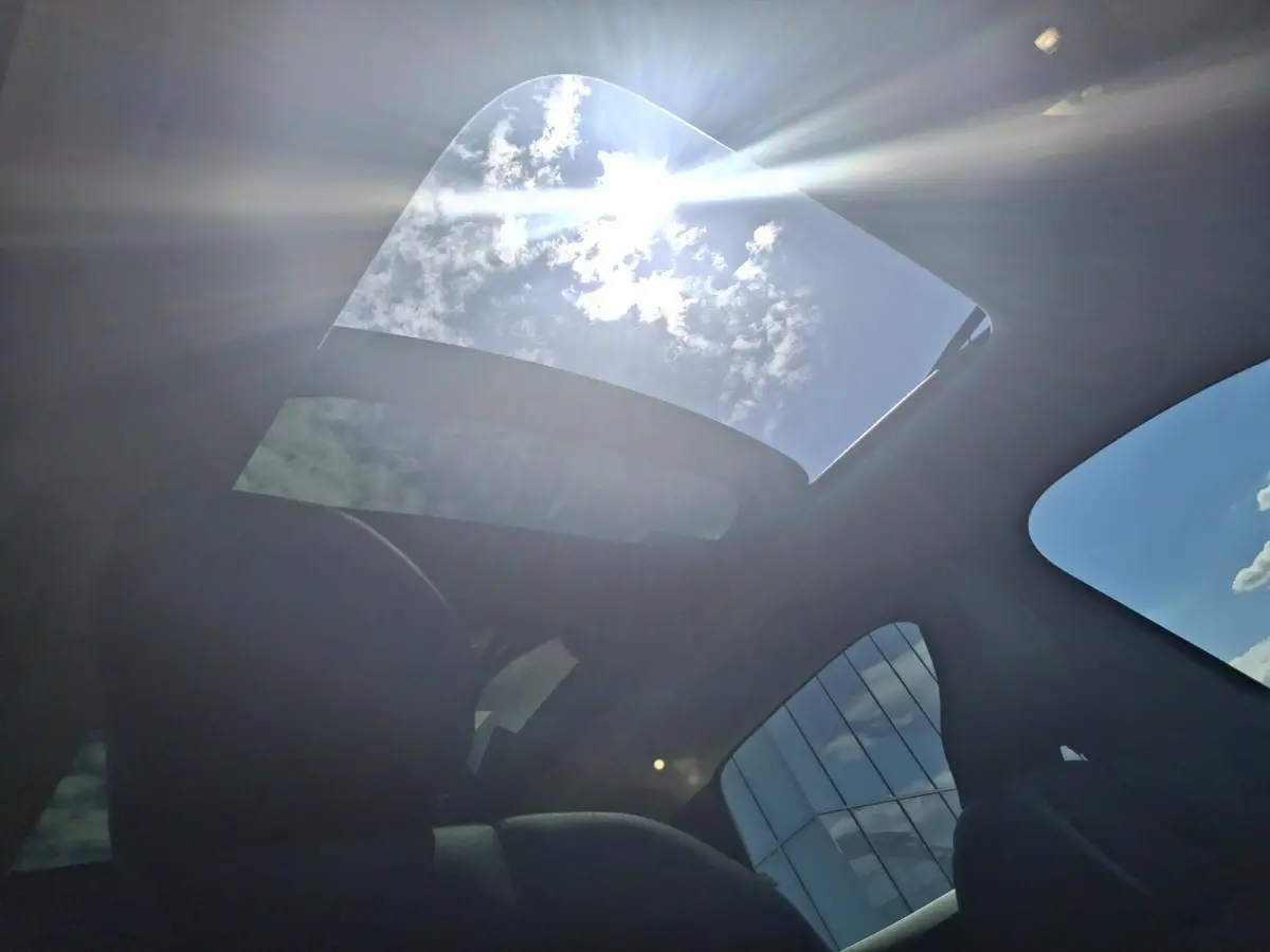 T6 Plug-in hybrid AWD Plus Dark | Panoramadak | 360 camera | Trekhaak | Stoel/Stuur Verwarming |