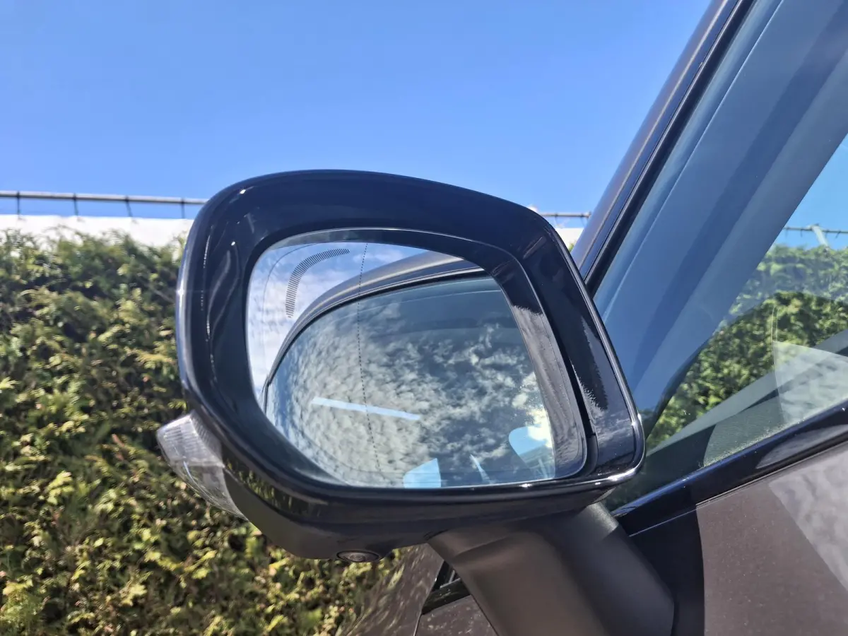 T6 Plug-in hybrid AWD Plus Dark | Panoramadak | 360 camera | Trekhaak | Stoel/Stuur Verwarming |