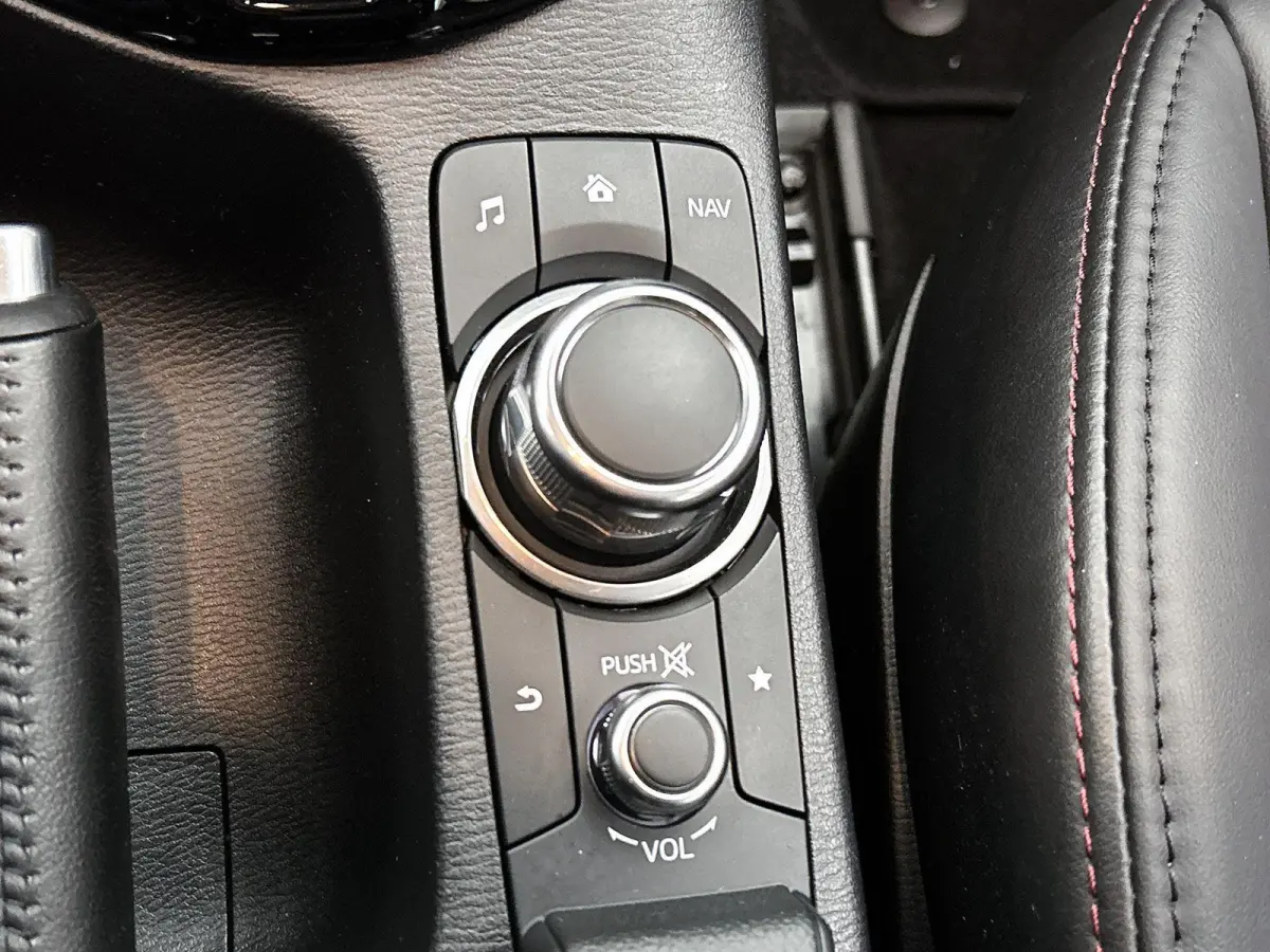 2.0 SkyActiv-G 150 GT-M 4WD AUTOMAAT | LEDER | STOELVERWARMING | NAVIGATIE | BLUETOOTH |