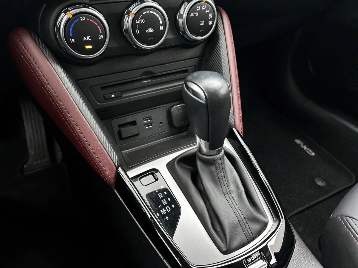 2.0 SkyActiv-G 150 GT-M 4WD AUTOMAAT | LEDER | STOELVERWARMING | NAVIGATIE | BLUETOOTH |