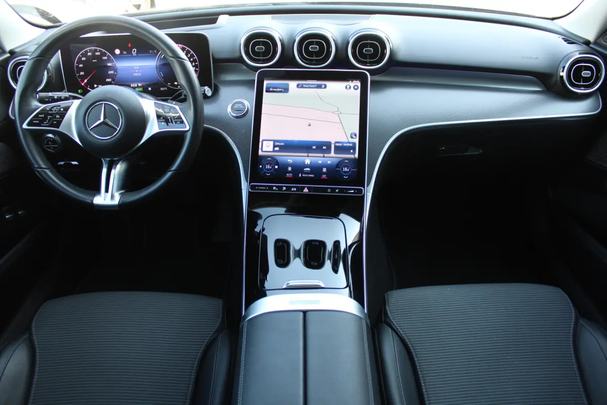 300e Luxury Line NIGHT PAKKET <<MAGNO GREY>> HEAD-UP SFEER CARPLAY