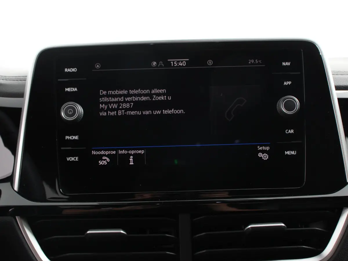 1.5 eTsi R-Line Edition Automaat Camera Navigatie Apple Carplay/Android Auto Climate control Lichtmetalen Velgen Extra Getint Glas Lichtmetalen Velgen Voorstoelen verwarmbaar