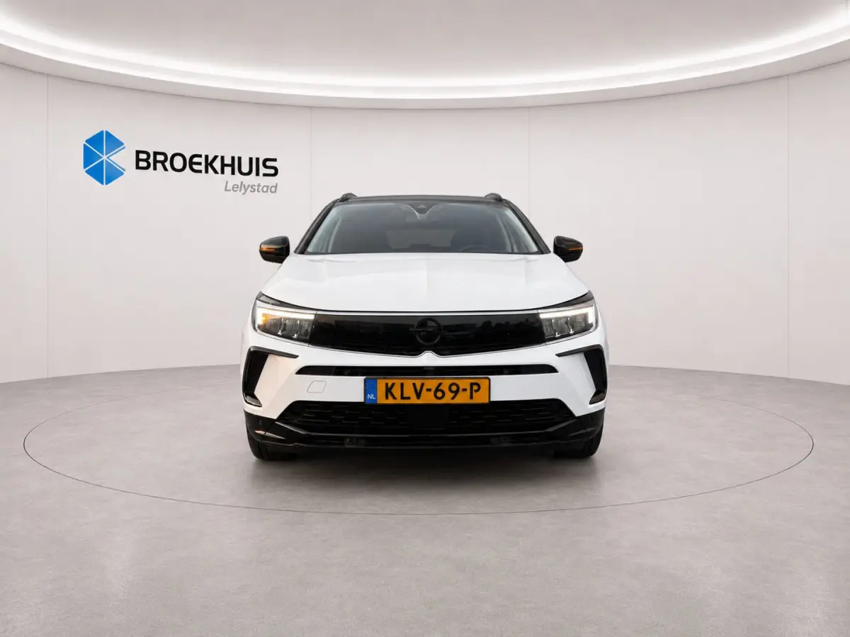 1.2 TURBO 130PK LEVEL 4 GS AUTOMAAT / NAVI / LEDER / CLIMA / LED / PDC / AGR / 18" LMV / CAMERA / WINTERPAKKET / BLUETOOTH / CRUISECONTROL / 1E EIGENAAR / NIEUWSTAAT !!
