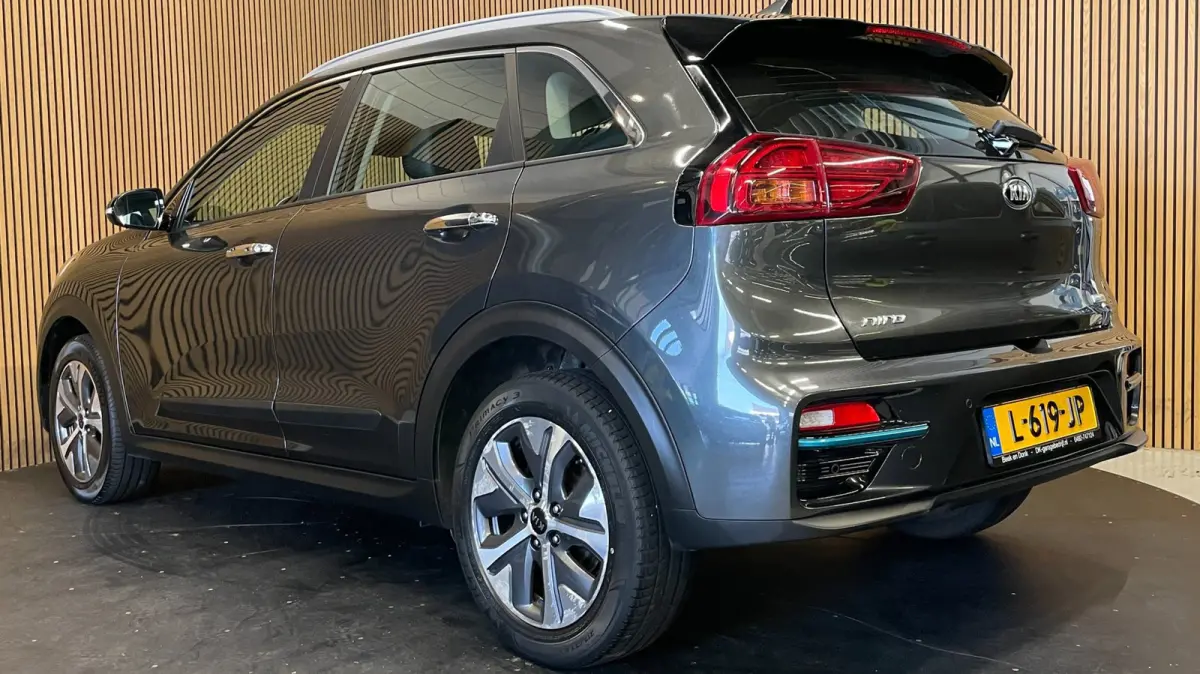 DynamicLine 39 kWh|100% SOH|1/2 LEDER|ACC|APPLE CARPLAY/ANDROID AUTO|CAMERA|LANE-ASSIST|1e EIGENAAR|NL-AUTO|NAP|IN.BTW|