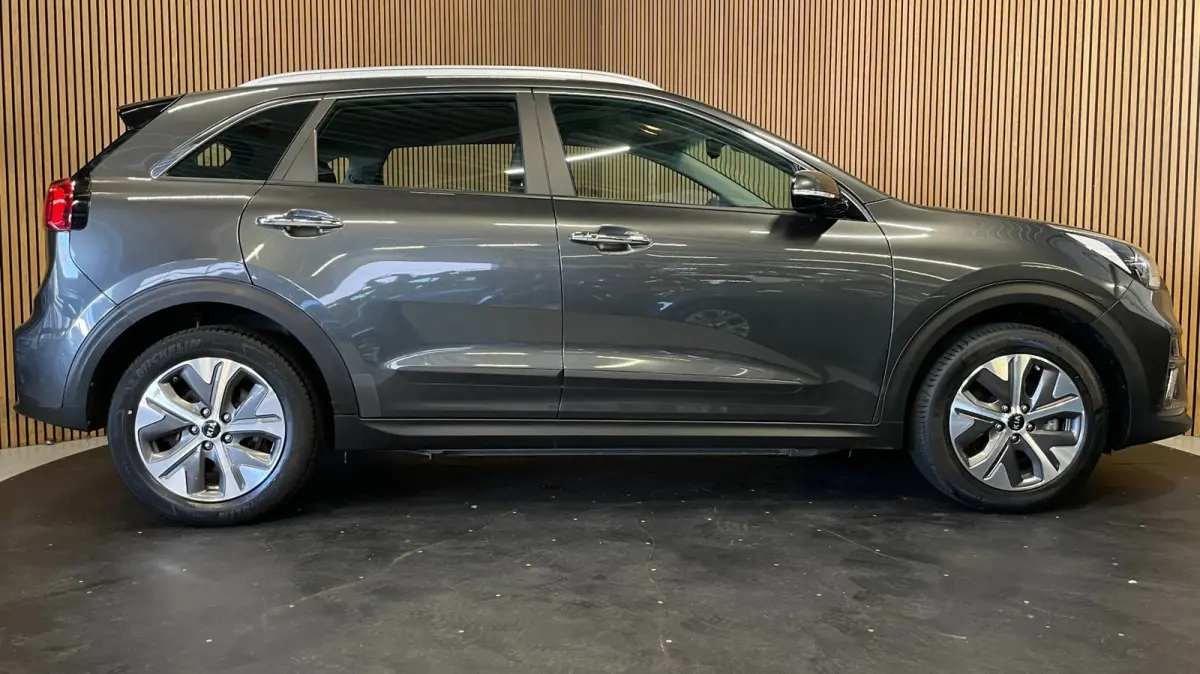 DynamicLine 39 kWh|100% SOH|1/2 LEDER|ACC|APPLE CARPLAY/ANDROID AUTO|CAMERA|LANE-ASSIST|1e EIGENAAR|NL-AUTO|NAP|IN.BTW|