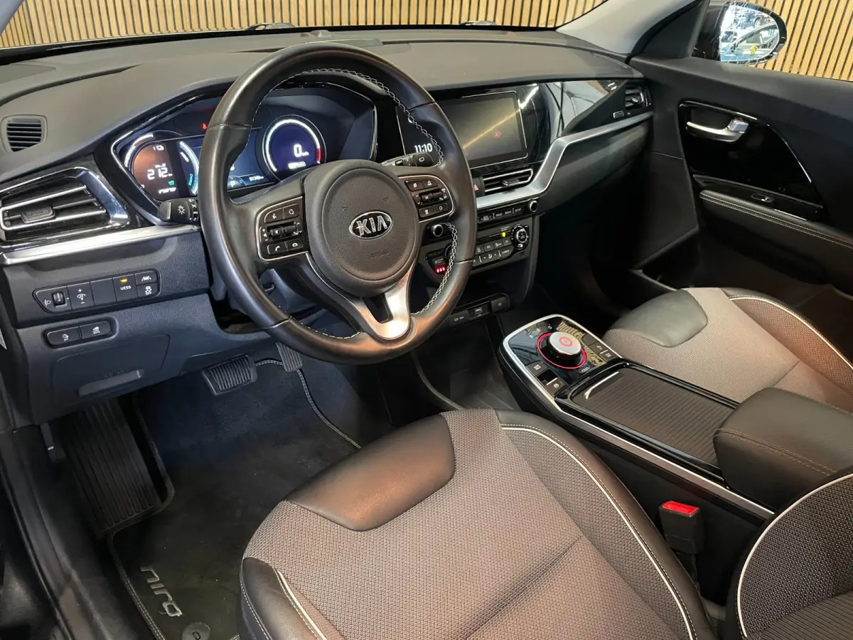 DynamicLine 39 kWh|100% SOH|1/2 LEDER|ACC|APPLE CARPLAY/ANDROID AUTO|CAMERA|LANE-ASSIST|1e EIGENAAR|NL-AUTO|NAP|IN.BTW|