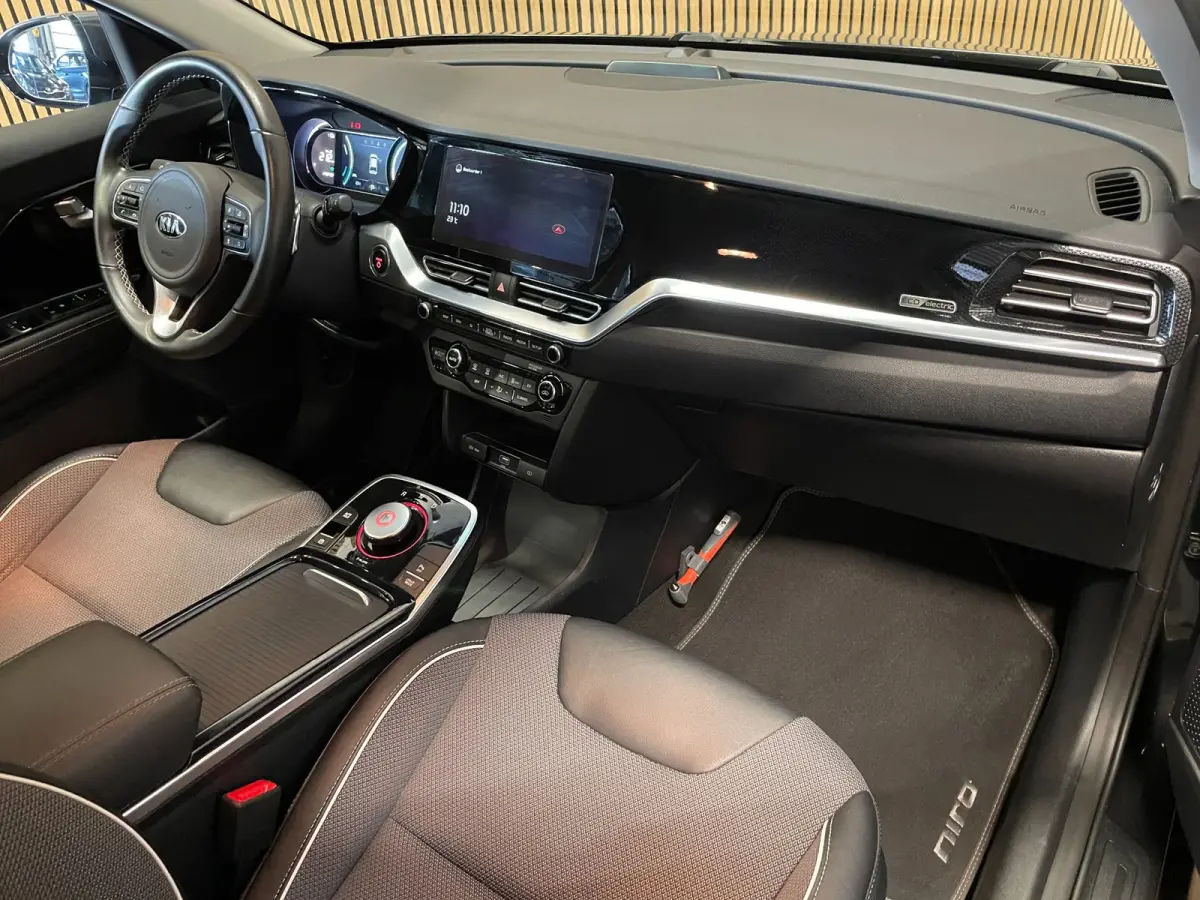DynamicLine 39 kWh|100% SOH|1/2 LEDER|ACC|APPLE CARPLAY/ANDROID AUTO|CAMERA|LANE-ASSIST|1e EIGENAAR|NL-AUTO|NAP|IN.BTW|