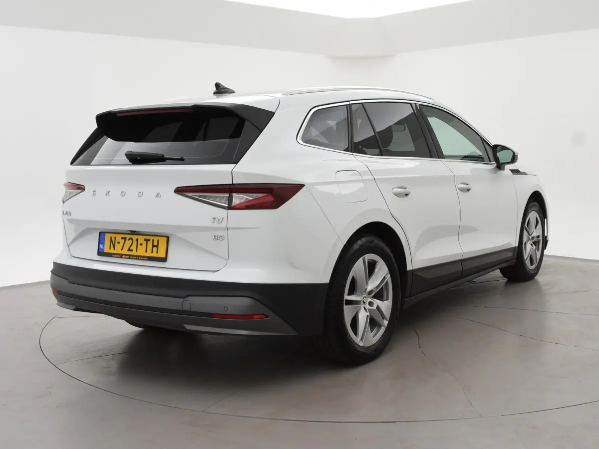 80 204 PK SOH 89,42% + WEGKL. TREKHAAK | SFEERVERL | STANDKACHEL | CAMERA | STUURWIELVER. | CARPLAY