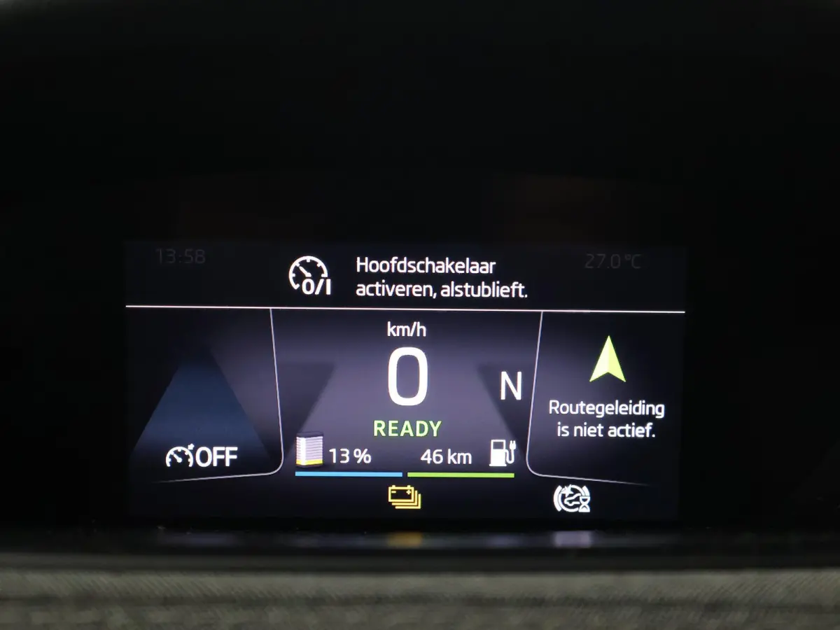 80 204 PK SOH 89,42% + WEGKL. TREKHAAK | SFEERVERL | STANDKACHEL | CAMERA | STUURWIELVER. | CARPLAY