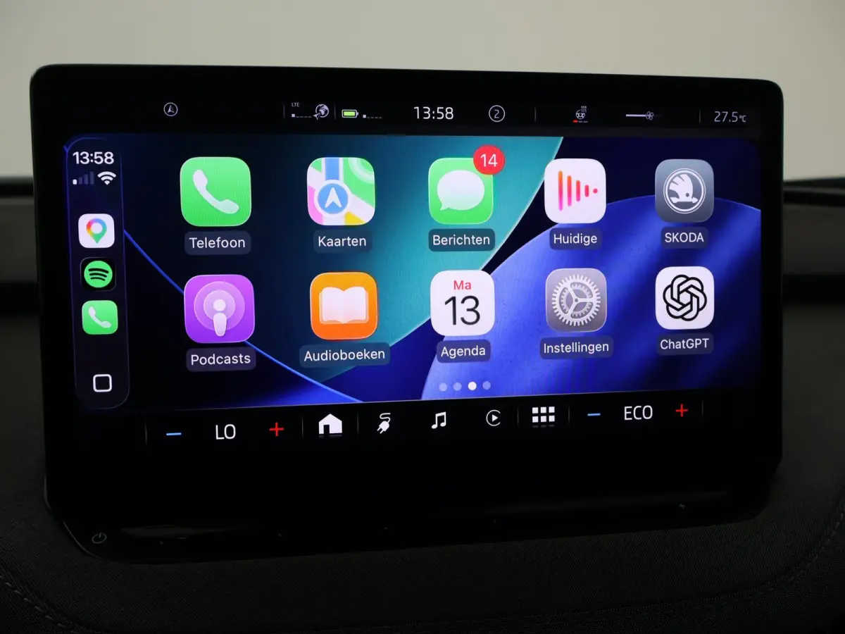 80 204 PK SOH 89,42% + WEGKL. TREKHAAK | SFEERVERL | STANDKACHEL | CAMERA | STUURWIELVER. | CARPLAY