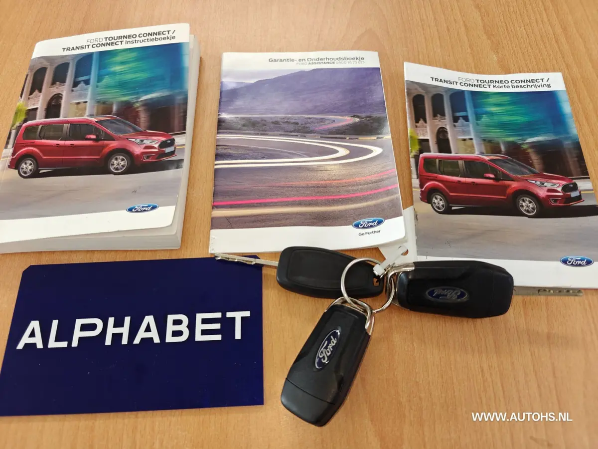1.5 EcoBlue L1 Trend , Euro 6 , Apk juli 2027 , airco, 1e Eig , Ex overheid bus , in pracht staat.