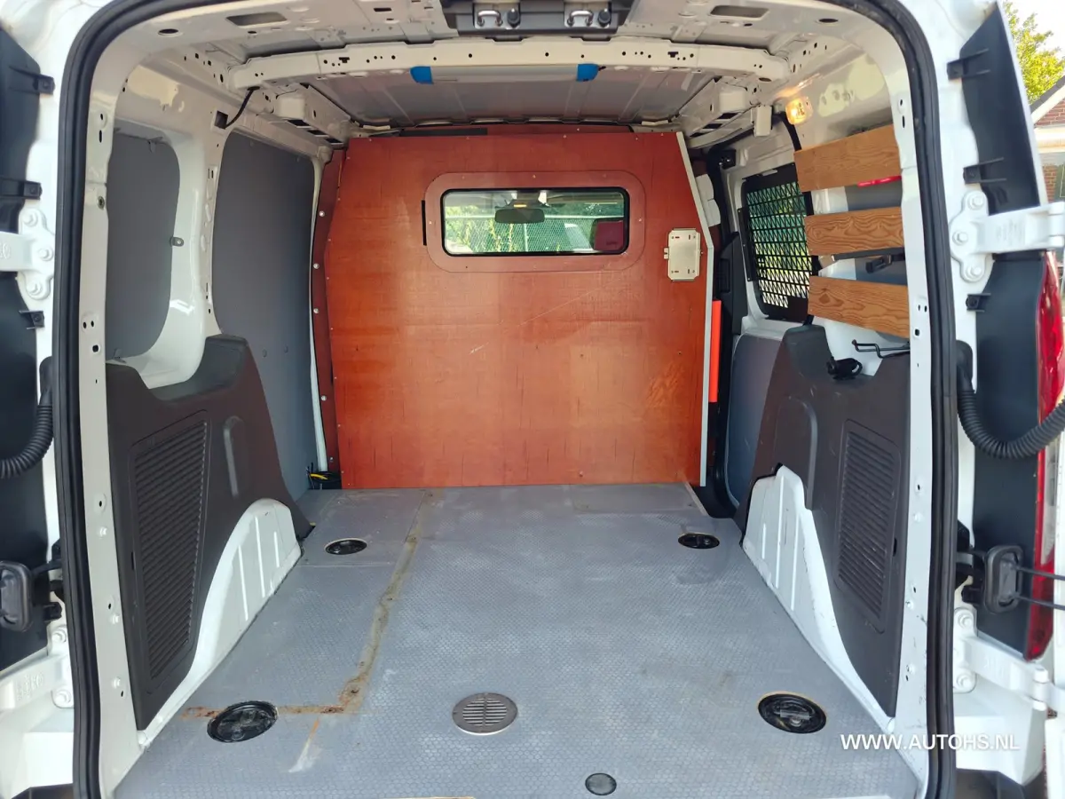 1.5 EcoBlue L1 Trend , Euro 6 , Apk juli 2027 , airco, 1e Eig , Ex overheid bus , in pracht staat.