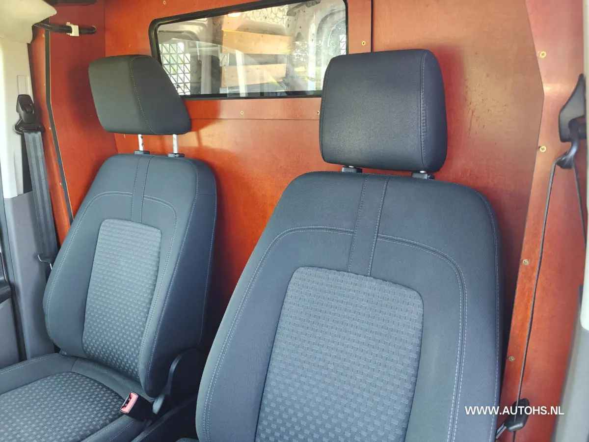 1.5 EcoBlue L1 Trend , Euro 6 , Apk juli 2027 , airco, 1e Eig , Ex overheid bus , in pracht staat.