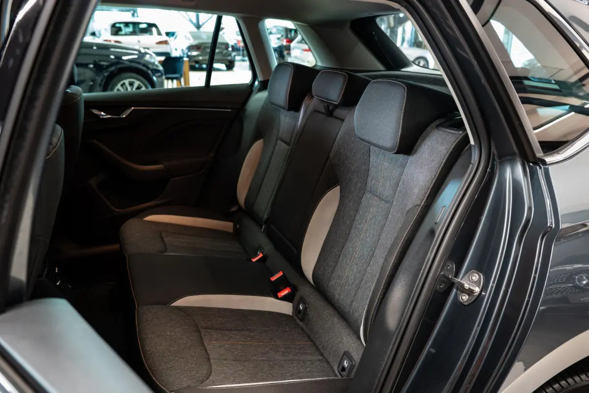 1.5 TSI ACT Business Edition Trekhaak | Stoelverwarming