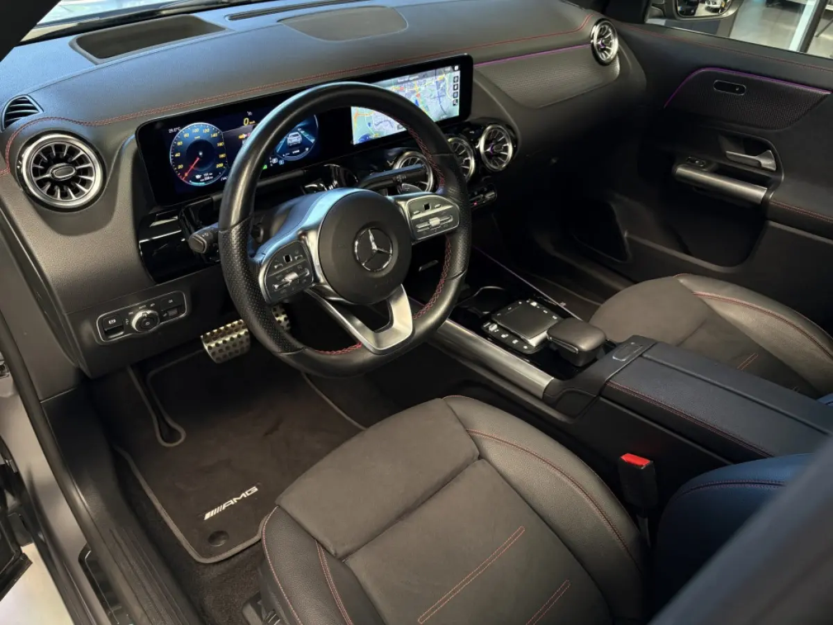 250+ AMG Line 71 kWh Navi, Panoramadak