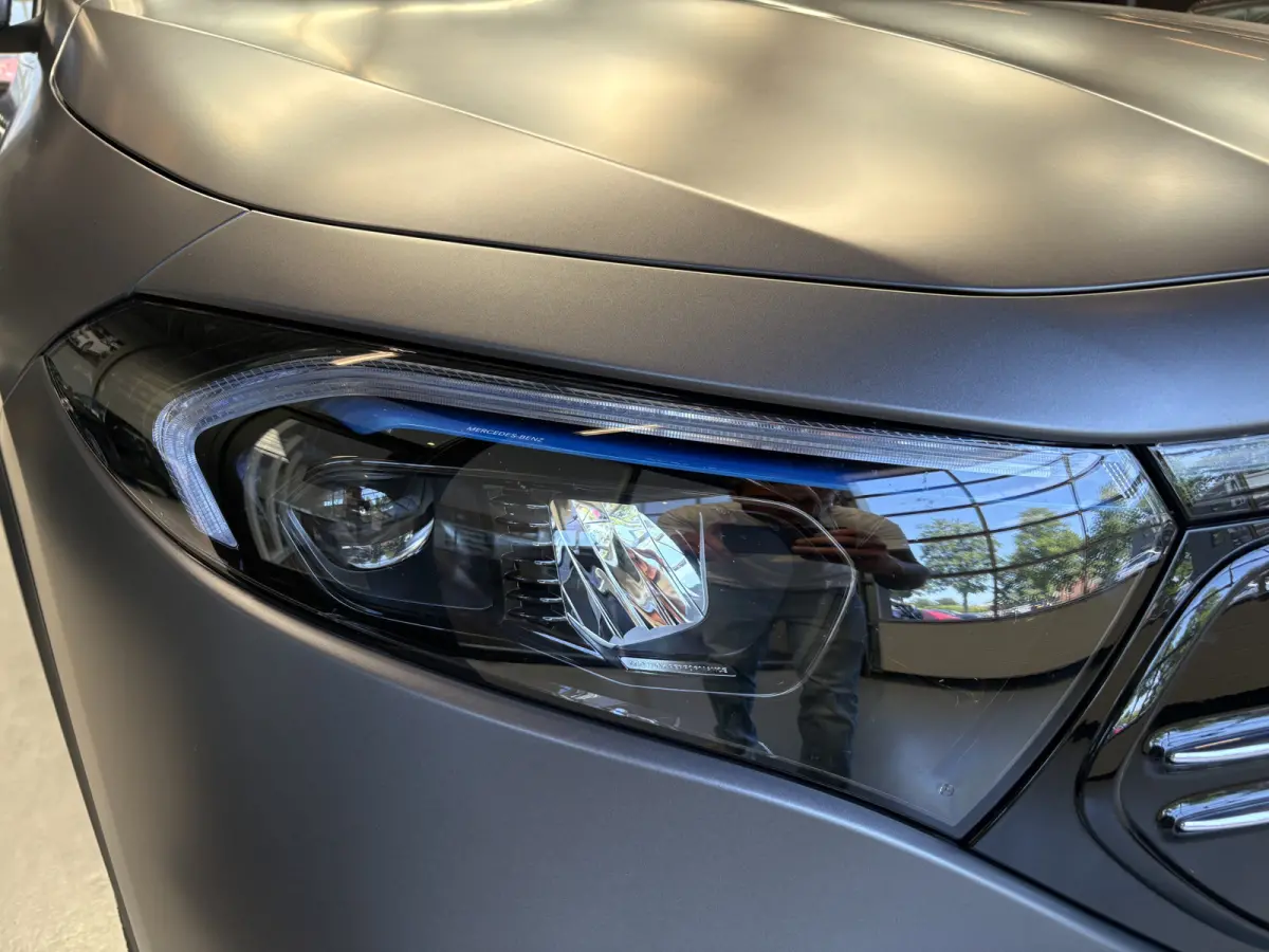 250+ AMG Line 71 kWh Navi, Panoramadak