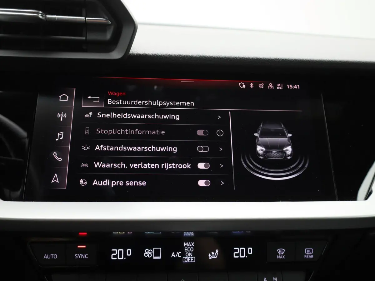 30 TFSI Business edition | Apple Carplay / Android Auto | Virtual Cockpit | Keyless | Privacy Glass | Lichtmetalen Velgen |