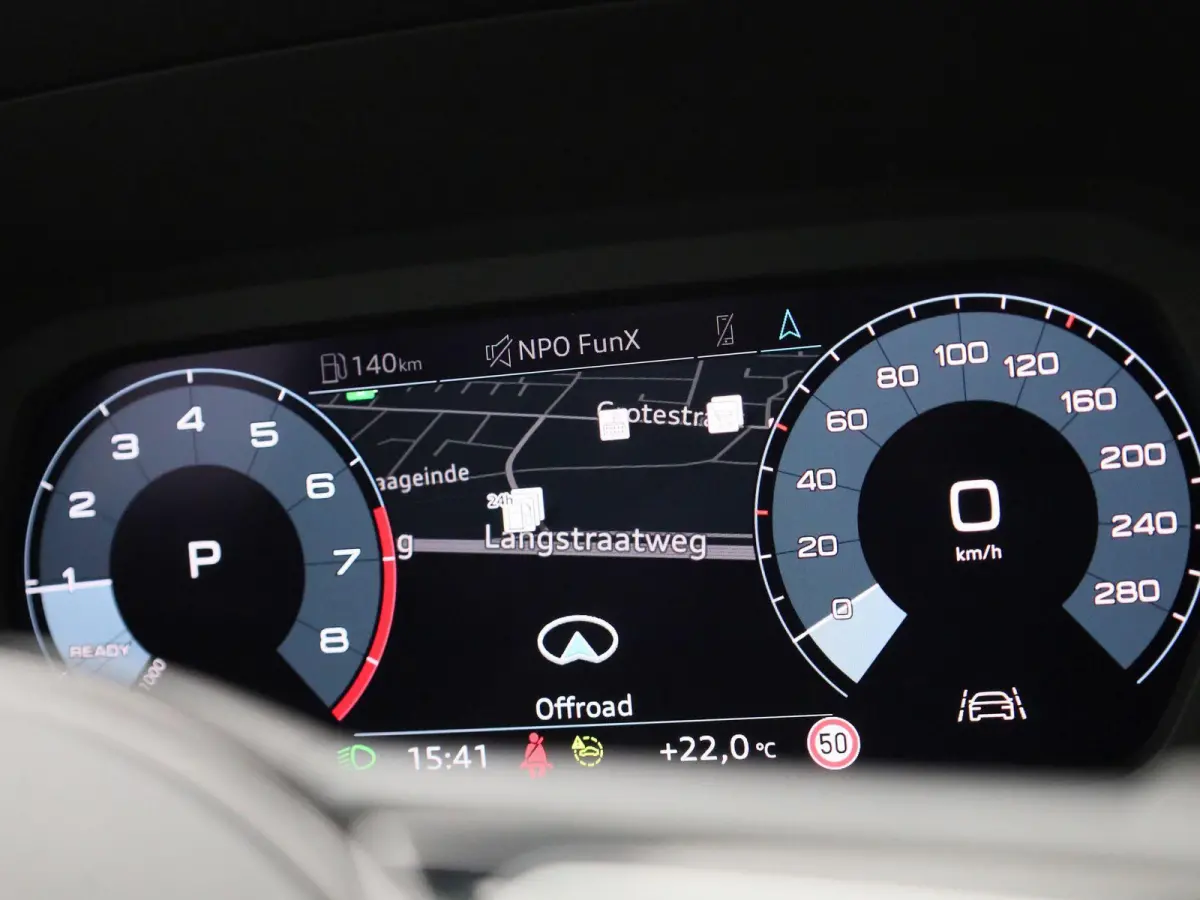 30 TFSI Business edition | Apple Carplay / Android Auto | Virtual Cockpit | Keyless | Privacy Glass | Lichtmetalen Velgen |