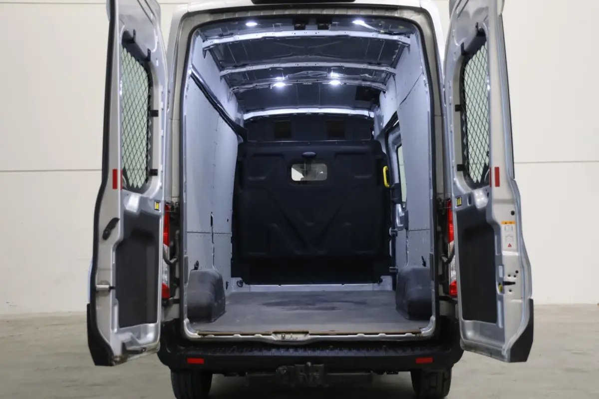 350 2.0 TDCI AUTOMAAT L3/H3 TREKHAAK NAVI PDC 170PK TOPSTAAT LEASE V/A €144,- P.M. INRUIL MOGELIJK