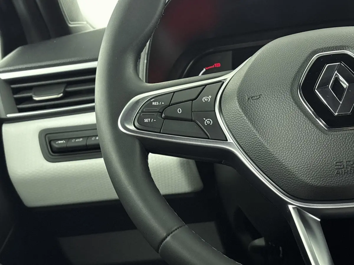 1.0 TCe 90 Techno Apple Carplay | Android Auto | Cruise Control | electronic Climate Control |  Navigatie | Parkeersensoren Achter | Achteruitrij camera