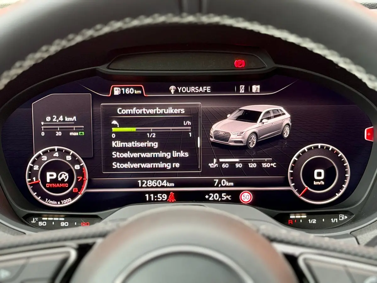 1.4 TFSI CoD S-Line Virtual Pano Carplay