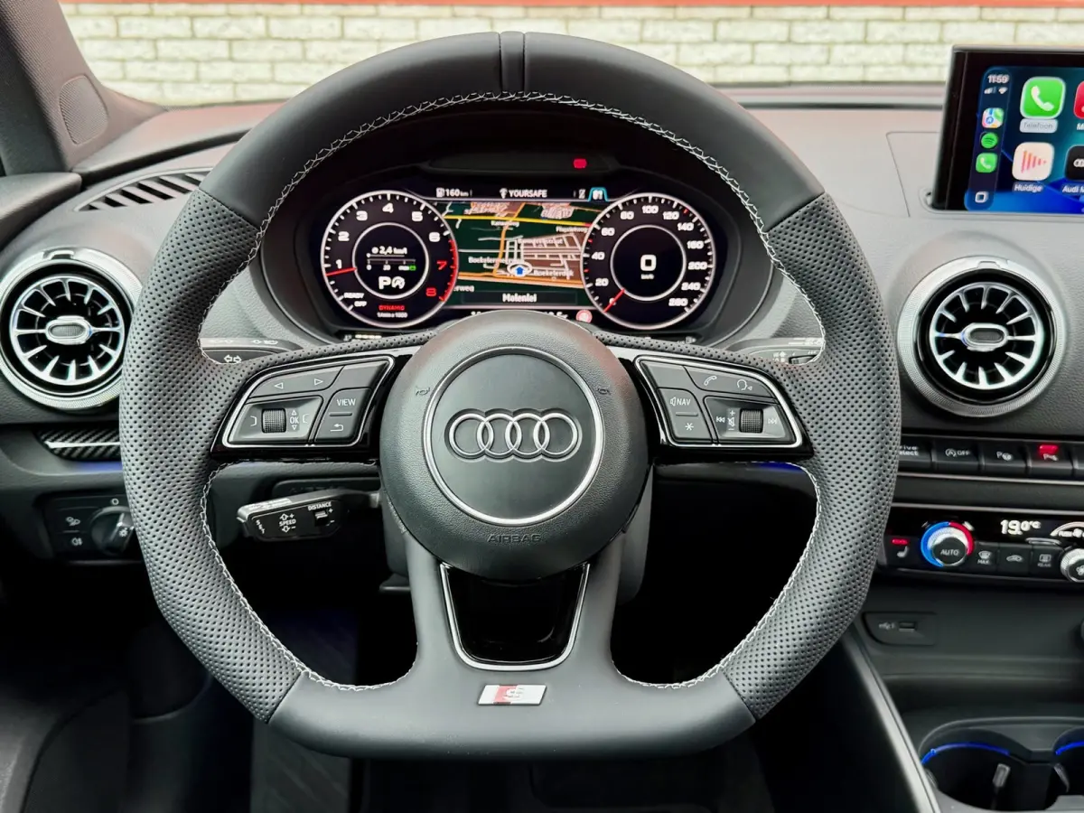 1.4 TFSI CoD S-Line Virtual Pano Carplay