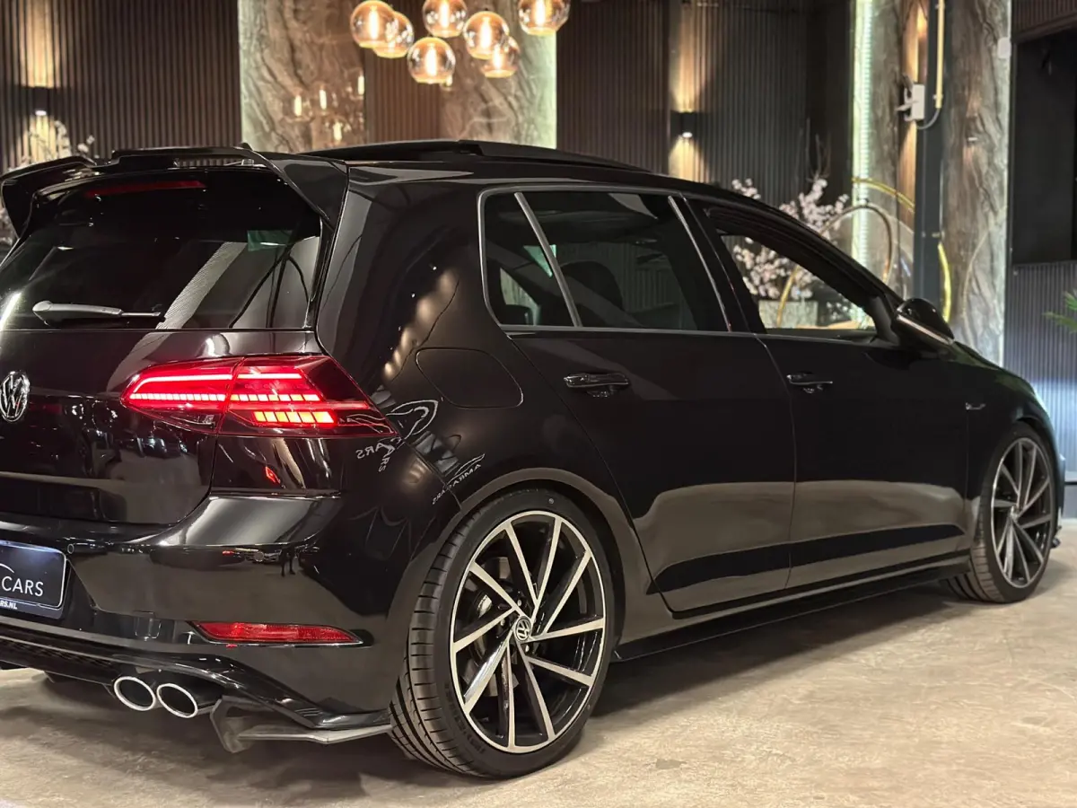 2.0 TSI 4Motion R|PANO|KEYLESS|LEDER