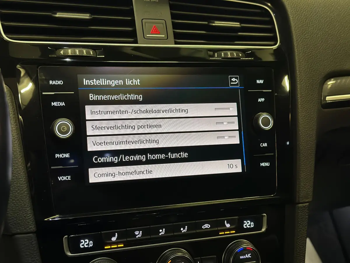 2.0 TSI 4Motion R|PANO|KEYLESS|LEDER
