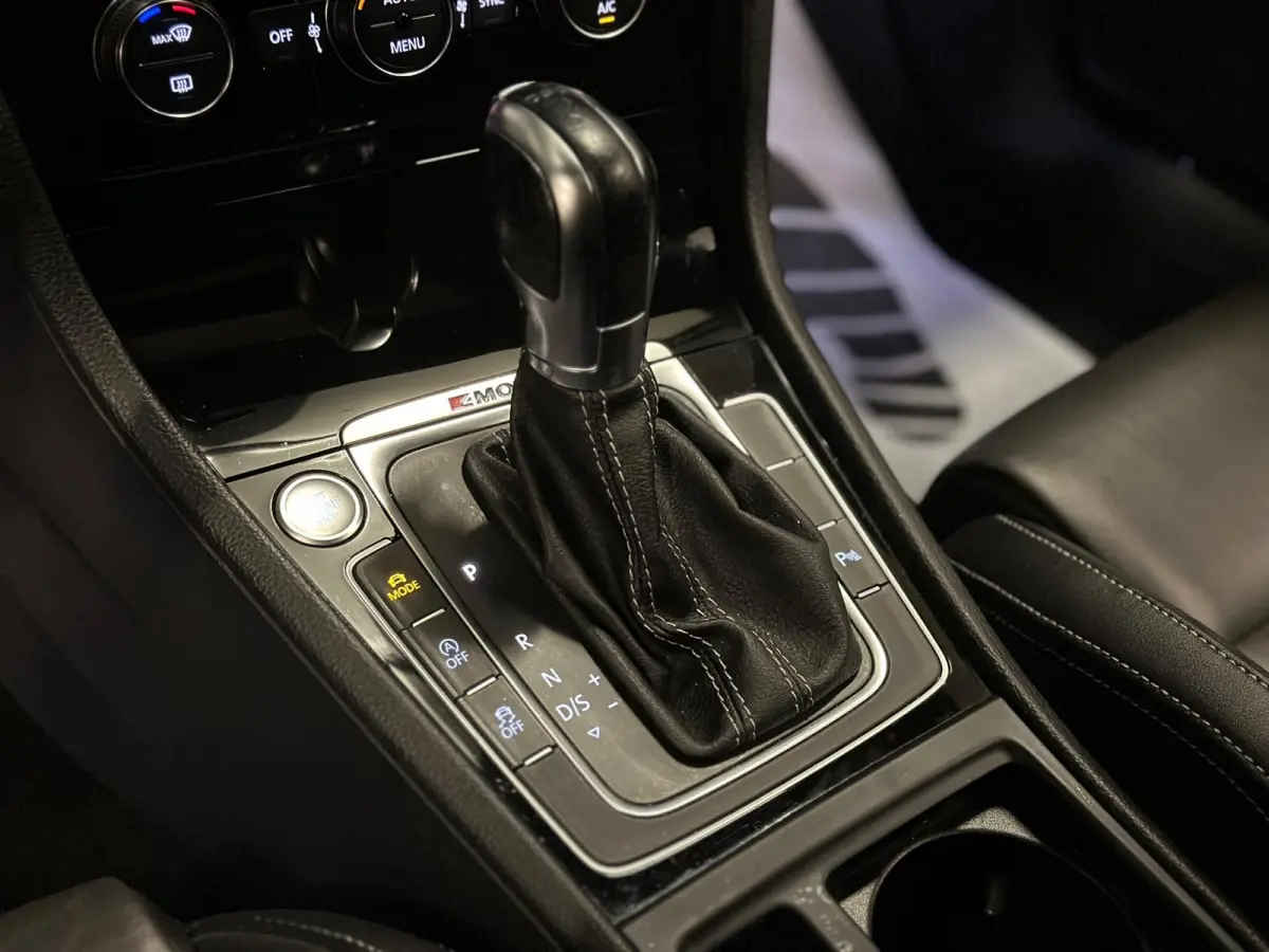 2.0 TSI 4Motion R|PANO|KEYLESS|LEDER